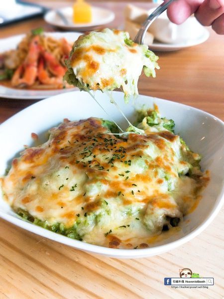 【嘉義】努逗風味館 - 地中海與無印良品的交逢，夢幻星空飲勾勒油畫美，濃郁南瓜濃湯鍋。