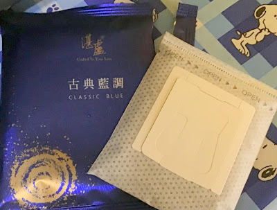 「經典獨家濾掛咖啡」是我忙碌、獨處時的最佳拍檔；和好朋友分享「湛盧咖啡」是下午茶的最佳良伴