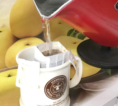 「經典獨家濾掛咖啡」是我忙碌、獨處時的最佳拍檔；和好朋友分享「湛盧咖啡」是下午茶的最佳良伴