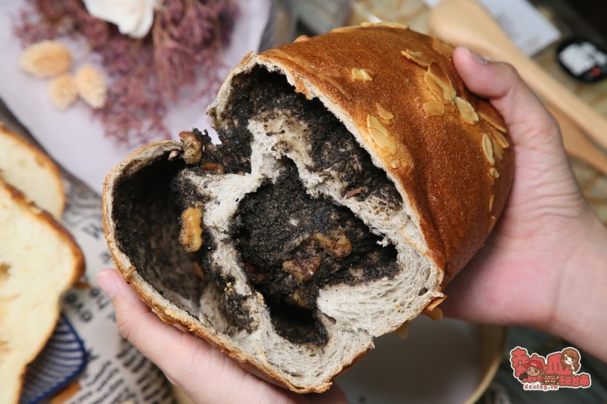 【台南伴手禮】隱藏在住宅區內的烘培坊，爆餡芋泥可頌是招牌：布拉格烘焙坊 - 熱血玩台南。跳躍新世界