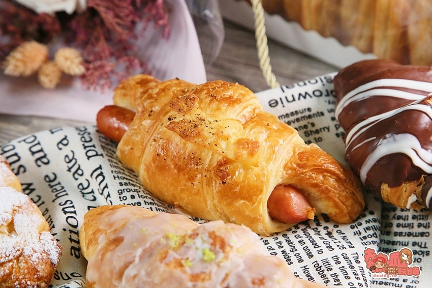 【台南伴手禮】隱藏在住宅區內的烘培坊，爆餡芋泥可頌是招牌：布拉格烘焙坊 - 熱血玩台南。跳躍新世界