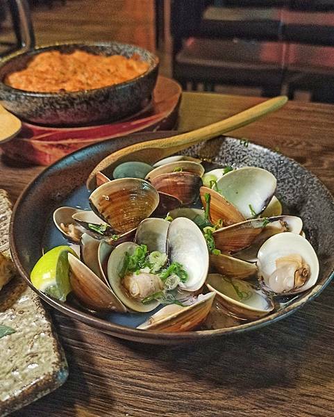 北車居酒屋 |  竹崎居酒食堂。台北地下街Y9出口。大同區居酒屋。後火車站商圈。美味日式串燒。道地日式料理