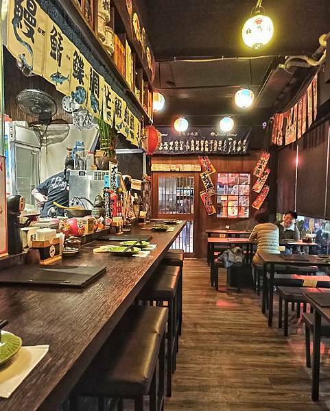 北車居酒屋 |  竹崎居酒食堂。台北地下街Y9出口。大同區居酒屋。後火車站商圈。美味日式串燒。道地日式料理