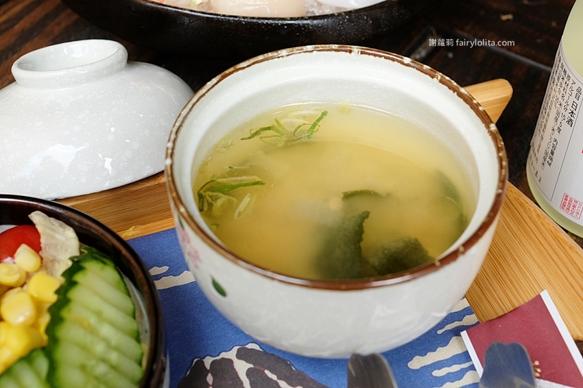 東港強燒肉定食。屏東最強和牛直播霸主開到桃園，只要299元讓你吃到飽！白飯、味噌湯、飲料無限續！ @蹦啾♥謝蘿莉 La vie heureuse