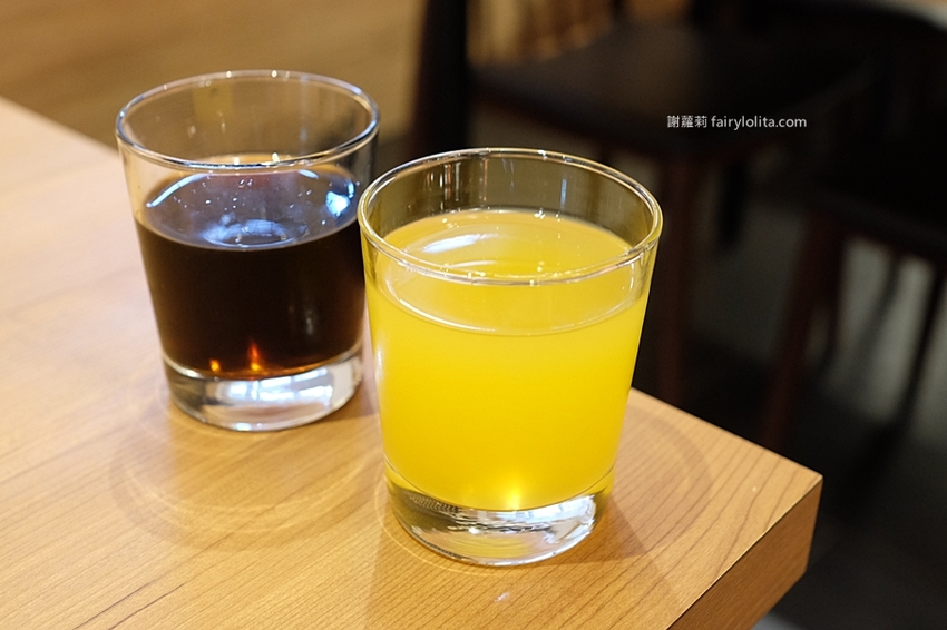 東港強燒肉定食。屏東最強和牛直播霸主開到桃園，只要299元讓你吃到飽！白飯、味噌湯、飲料無限續！ @蹦啾♥謝蘿莉 La vie heureuse