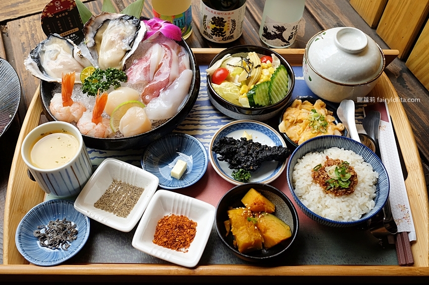 東港強燒肉定食。屏東最強和牛直播霸主開到桃園，只要299元讓你吃到飽！白飯、味噌湯、飲料無限續！ @蹦啾♥謝蘿莉 La vie heureuse