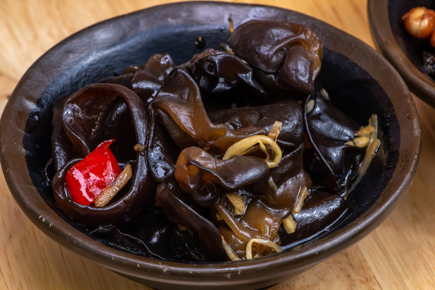 台中大里,益民路上的人氣銅板美食-林記飯館~美味雞湯只要50元。 - 微笑Joe幸運