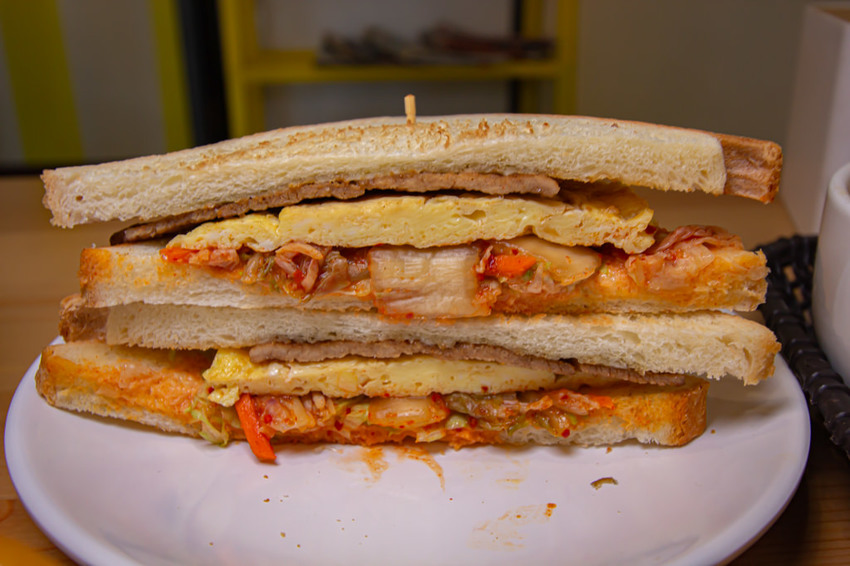 台中大里,品項選擇多樣化,舒適美味的早餐店-吐司控! - 微笑Joe幸運