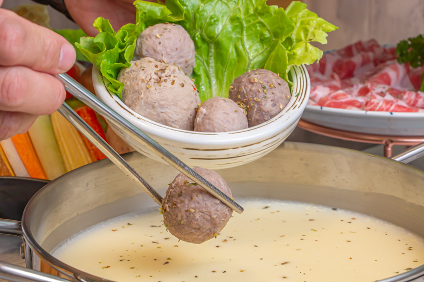 台中大里,養鍋Yang Guo石頭涮涮鍋大里店,寵物友善餐廳,外帶肉肉鍋物享九折。 - 微笑Joe幸運