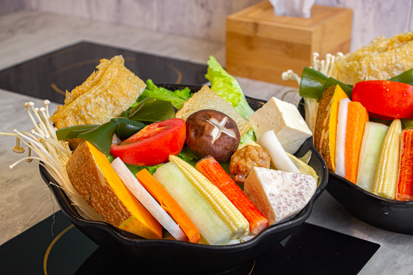 台中大里,養鍋Yang Guo石頭涮涮鍋大里店,寵物友善餐廳,外帶肉肉鍋物享九折。 - 微笑Joe幸運