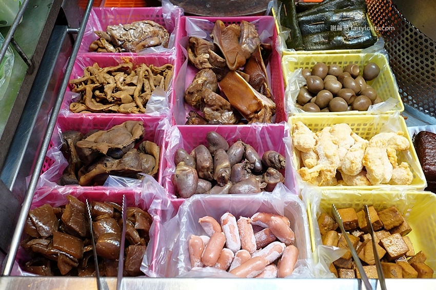 鄉民大推中原夜市最強滷味？！小小一攤超級隱藏版，走過路過立馬就錯過！ @蹦啾♥謝蘿莉 La vie heureuse