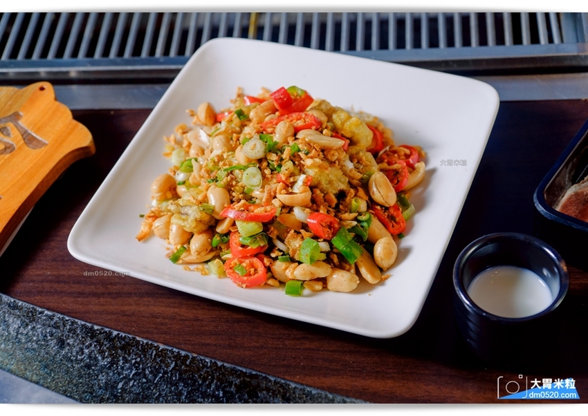 台北長安東路人氣烤羊腿,碳花台北,蒙古碳烤羊腿x酸白菜火鍋x羊奶酒x台式熱炒,享受粗曠霸氣蒙古大漠風情！台北長安東路美食推薦,台北長安東路燒烤推薦, - 大胃米粒 DAVID & MILLY