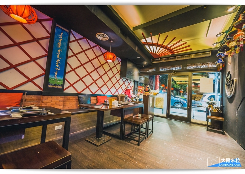 台北長安東路人氣烤羊腿,碳花台北,蒙古碳烤羊腿x酸白菜火鍋x羊奶酒x台式熱炒,享受粗曠霸氣蒙古大漠風情！台北長安東路美食推薦,台北長安東路燒烤推薦, - 大胃米粒 DAVID & MILLY