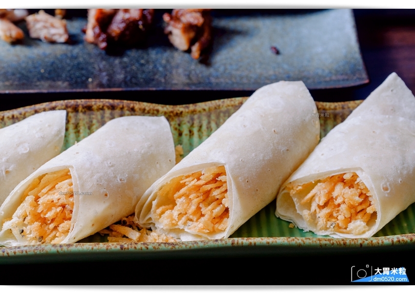 台北長安東路人氣烤羊腿,碳花台北,蒙古碳烤羊腿x酸白菜火鍋x羊奶酒x台式熱炒,享受粗曠霸氣蒙古大漠風情！台北長安東路美食推薦,台北長安東路燒烤推薦, - 大胃米粒 DAVID & MILLY