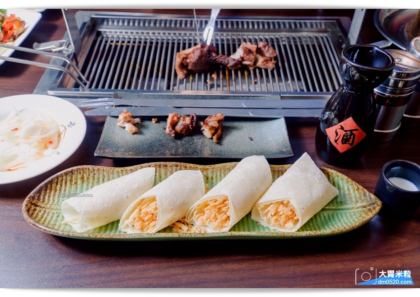 台北長安東路人氣烤羊腿,碳花台北,蒙古碳烤羊腿x酸白菜火鍋x羊奶酒x台式熱炒,享受粗曠霸氣蒙古大漠風情！台北長安東路美食推薦,台北長安東路燒烤推薦, - 大胃米粒 DAVID & MILLY