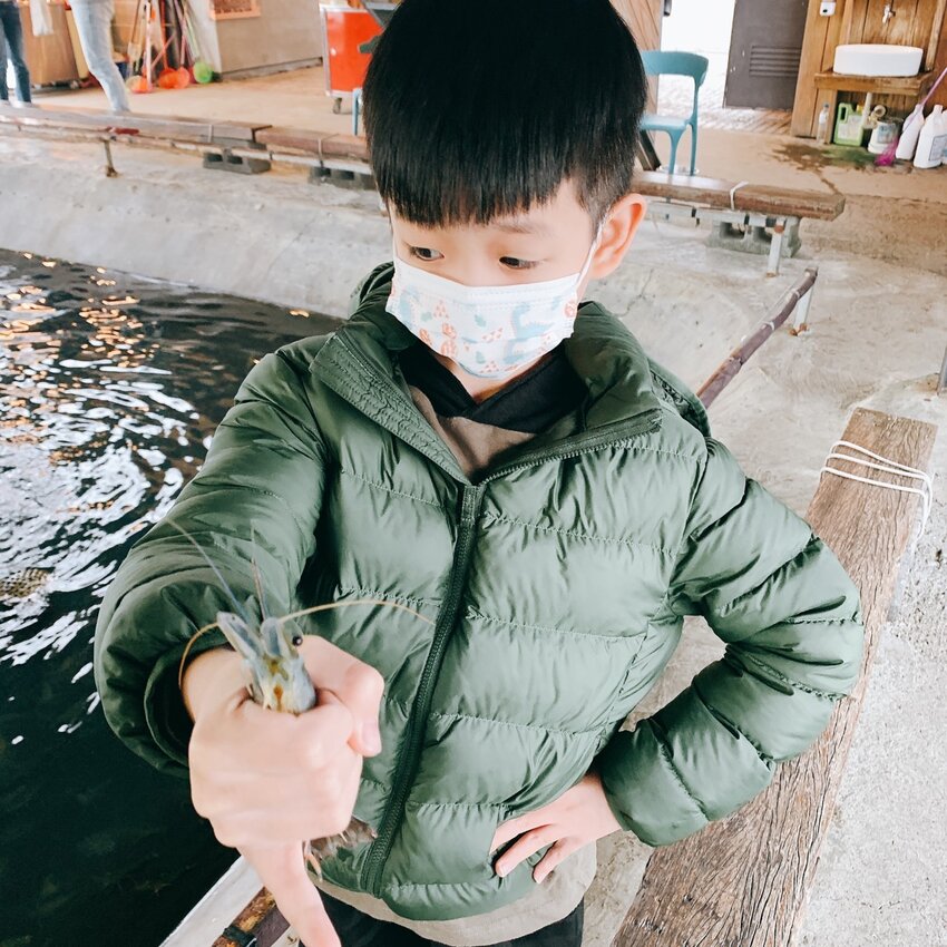 蘭楊蟹莊 蘭楊船菜｜宜蘭頭城｜親子釣蝦首選   整池滿滿讓小孩一釣上手