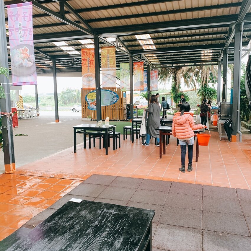 蘭楊蟹莊 蘭楊船菜｜宜蘭頭城｜親子釣蝦首選   整池滿滿讓小孩一釣上手