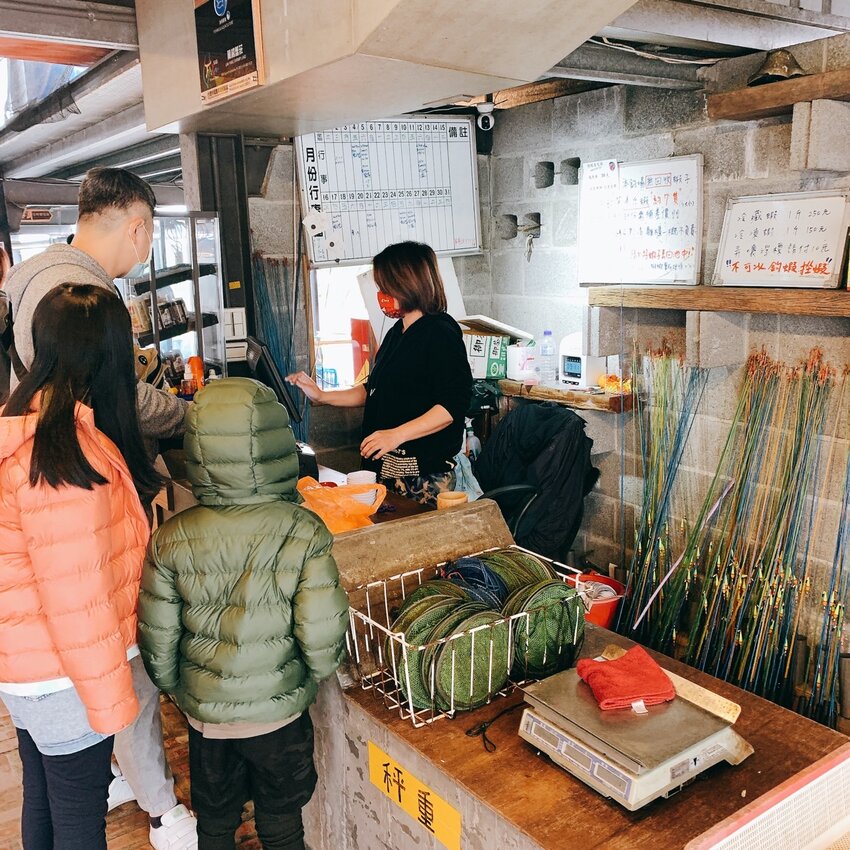 蘭楊蟹莊 蘭楊船菜｜宜蘭頭城｜親子釣蝦首選   整池滿滿讓小孩一釣上手