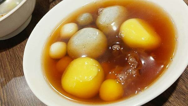 台北市大安區蘇媽媽湯圓通化店|五彩繽紛的美味甜湯圓,好吃又不膩口