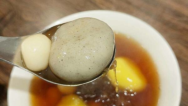 台北市大安區蘇媽媽湯圓通化店|五彩繽紛的美味甜湯圓,好吃又不膩口