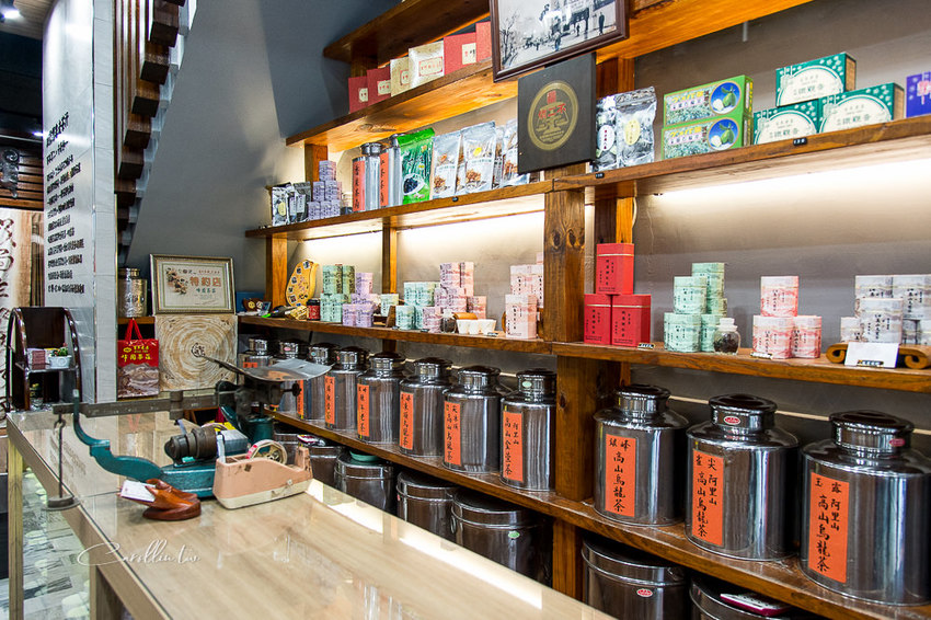 《峰圃茶莊》也賣珍珠奶茶的百年茶鋪老店 - 卡琳。摸魚兒趣