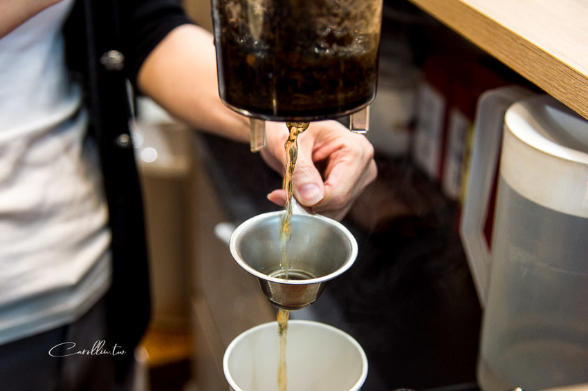 《峰圃茶莊》也賣珍珠奶茶的百年茶鋪老店 - 卡琳。摸魚兒趣