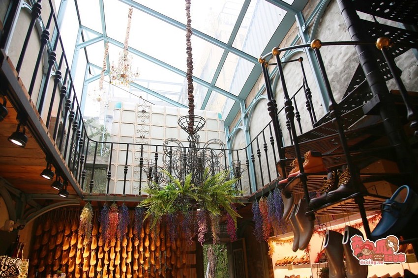 【台南住宿】神農街上的森林系住宿空間，跟著網美和文青來台南住一晚：台南森弄民宿 - 熱血玩台南。跳躍新世界