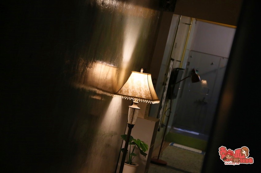 【台南住宿】神農街上的森林系住宿空間，跟著網美和文青來台南住一晚：台南森弄民宿 - 熱血玩台南。跳躍新世界