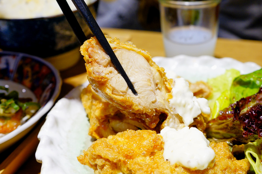 美食|桃園中壢 坐著做。員工食堂 新開幕餐廳! CP值超高之美味日式定食推薦~