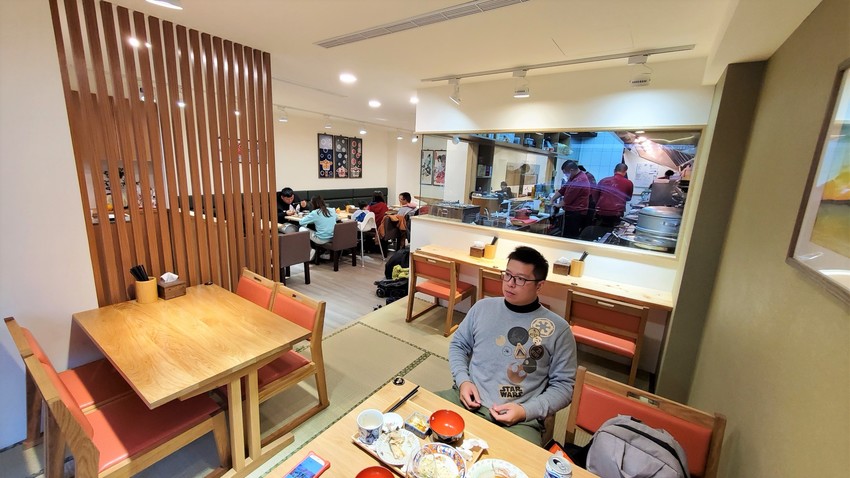 美食|桃園中壢 坐著做。員工食堂 新開幕餐廳! CP值超高之美味日式定食推薦~