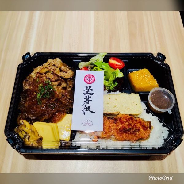 牛肉壽喜燒便當-坐著做員工食堂.jpg