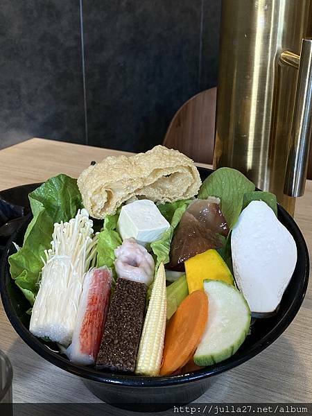 20211030_061344485_iOS