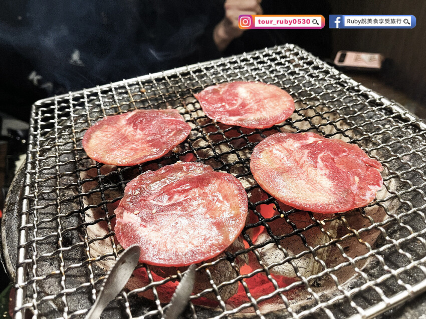 【新莊吃到飽】燒肉眾周年慶-日本燒肉動漫節，豪華饗宴免費升級，整隻龍蝦兩吃，鬼滅之刃 $79元就可以扭蛋-近