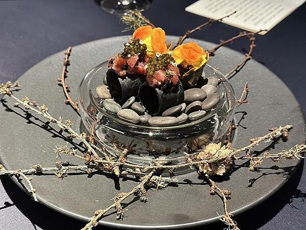 台北市大安區[大安區美食] de nuit 米其林一星法式料理 現代法國餐廳 #大安區信義安和美食 @蛋寶趴趴go