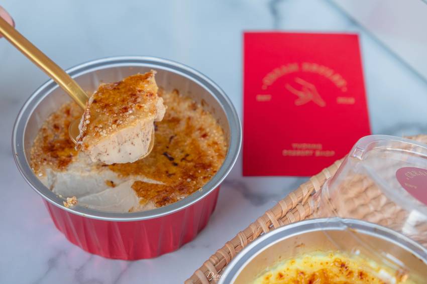 台南中西區｜Yvonne dessert shop﻿-紅色餐車，賣得是質感烤布蕾