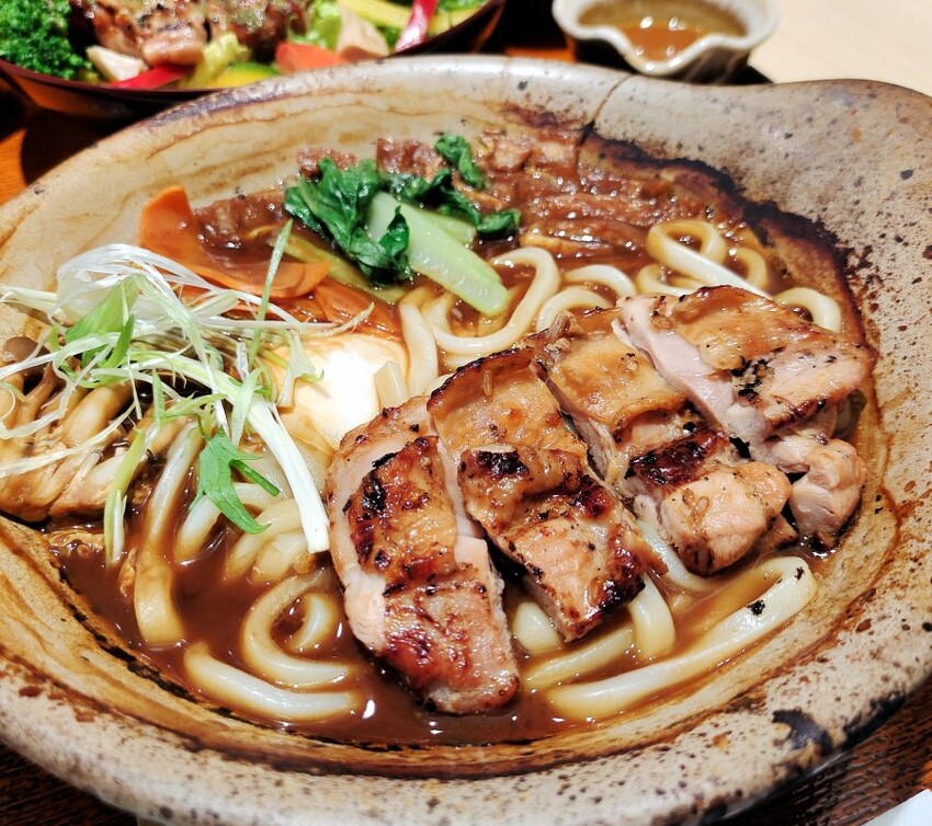 【連鎖】大戶屋．白飯、味噌湯、高麗菜絲免費續加!聚餐好選擇~