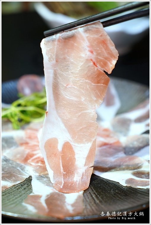 【桃園美食】杏春德記漢方火鍋．溫補養生的中藥火鍋，新推出的漢方迷你鍋省時又美味!華泰名品城美食推薦! - 大口老師的走跳學堂!