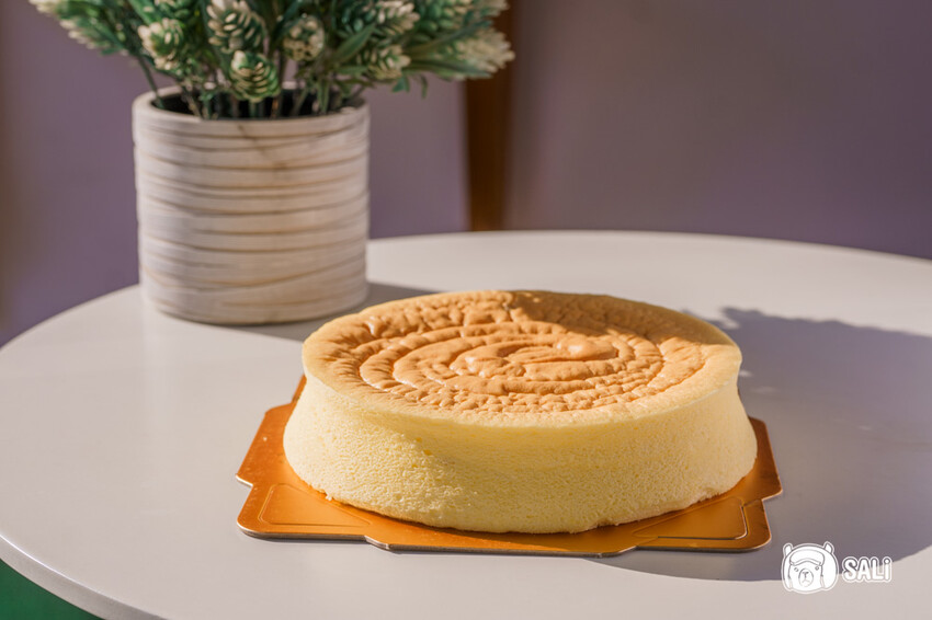 2度C Ni Guo 逢甲店|台中伴手禮,千層蛋糕口味多元,彌月禮推薦 - 莎笠,小日子