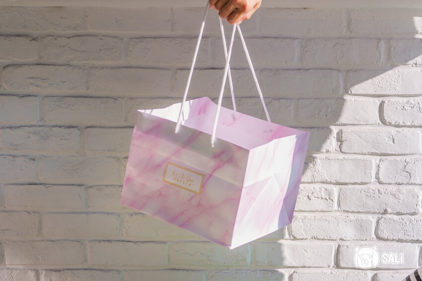 2度C Ni Guo 逢甲店|台中伴手禮,千層蛋糕口味多元,彌月禮推薦 - 莎笠,小日子