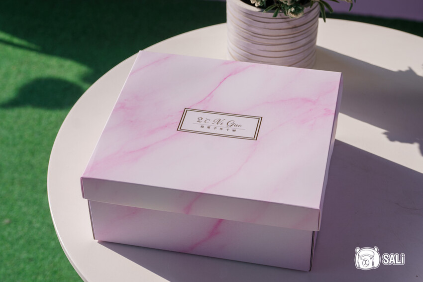 2度C Ni Guo 逢甲店|台中伴手禮,千層蛋糕口味多元,彌月禮推薦 - 莎笠,小日子