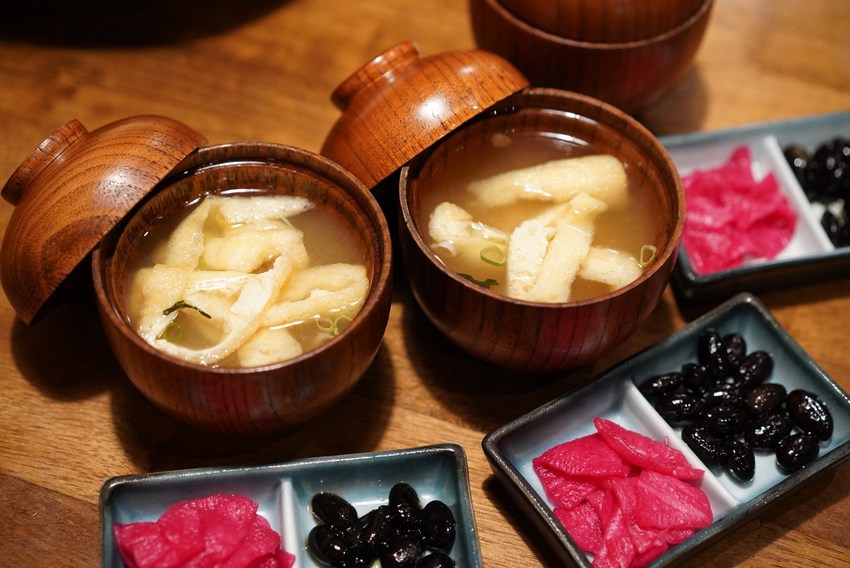 【晴木千層豬排Kimukatsu】新竹巨城7樓美食推薦,高麗菜絲、越光米、味噌湯、小菜皆為無限供應!(內有2020全新菜單) - 阿華田的美食日記