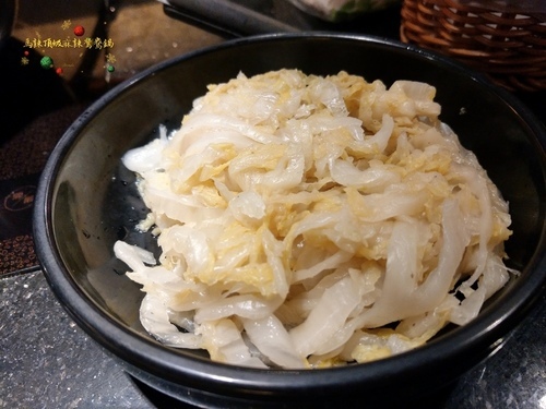 馬辣 頂級麻辣鴛鴦麻辣火鍋(台北中山店)︱大湖草莓吃到飽、鴛鴦麻辣鍋，天冷了就愛這一鍋