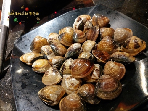 馬辣 頂級麻辣鴛鴦麻辣火鍋(台北中山店)︱大湖草莓吃到飽、鴛鴦麻辣鍋，天冷了就愛這一鍋