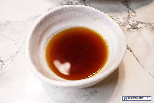 中山區火鍋【一品府御膳鍋物】香氣逼人的麻油鍋&香濃起司牛奶鍋/錦州街火鍋推薦/台北美食