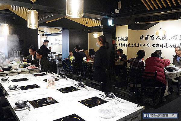 中山區火鍋【一品府御膳鍋物】香氣逼人的麻油鍋&香濃起司牛奶鍋/錦州街火鍋推薦/台北美食