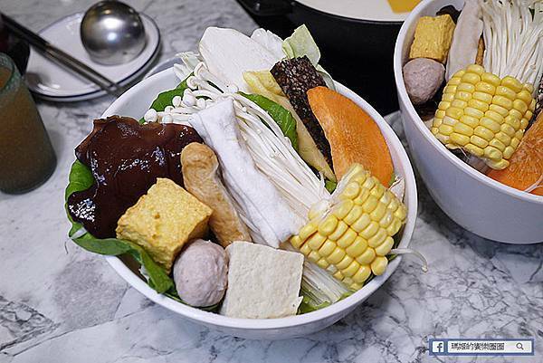 中山區火鍋【一品府御膳鍋物】香氣逼人的麻油鍋&香濃起司牛奶鍋/錦州街火鍋推薦/台北美食