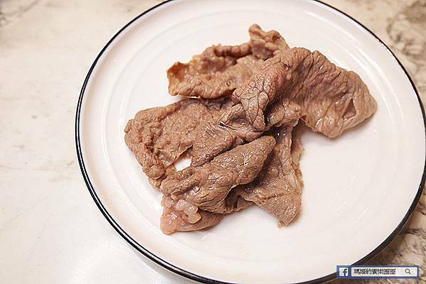 中山區火鍋【一品府御膳鍋物】香氣逼人的麻油鍋&香濃起司牛奶鍋/錦州街火鍋推薦/台北美食