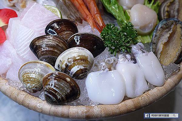 中山區火鍋【一品府御膳鍋物】香氣逼人的麻油鍋&香濃起司牛奶鍋/錦州街火鍋推薦/台北美食