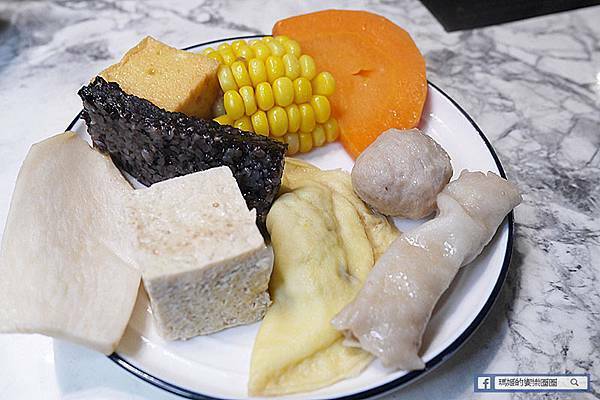 中山區火鍋【一品府御膳鍋物】香氣逼人的麻油鍋&香濃起司牛奶鍋/錦州街火鍋推薦/台北美食