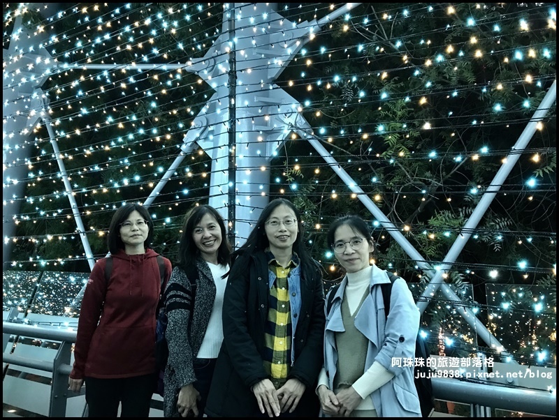 新北歡樂耶誕城3.JPG